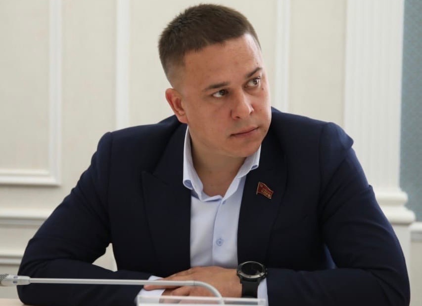 Айрат Гибатдинов назначен членом Совета Федерации