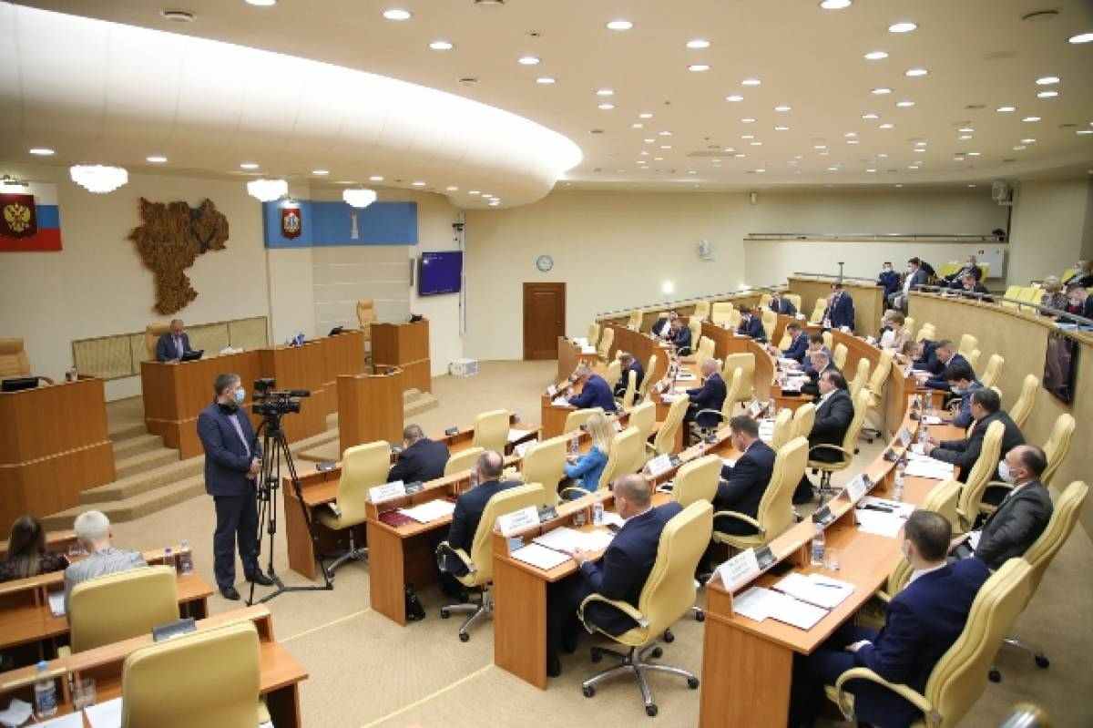В областной парламент внесен проект бюджета на 2022 год