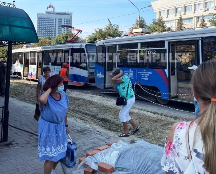 На улице Радищева столкнулись два трамвая