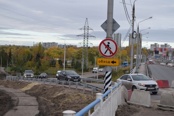 В Ульяновске запущена временная объездная дорога вдоль моста на улице Минаева