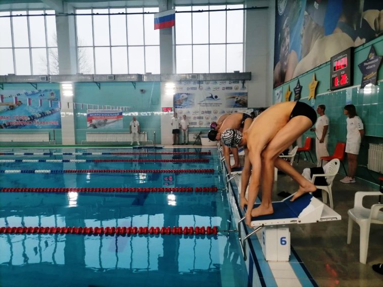 В Ульяновске стартовал межрегиональный турнир по плаванию