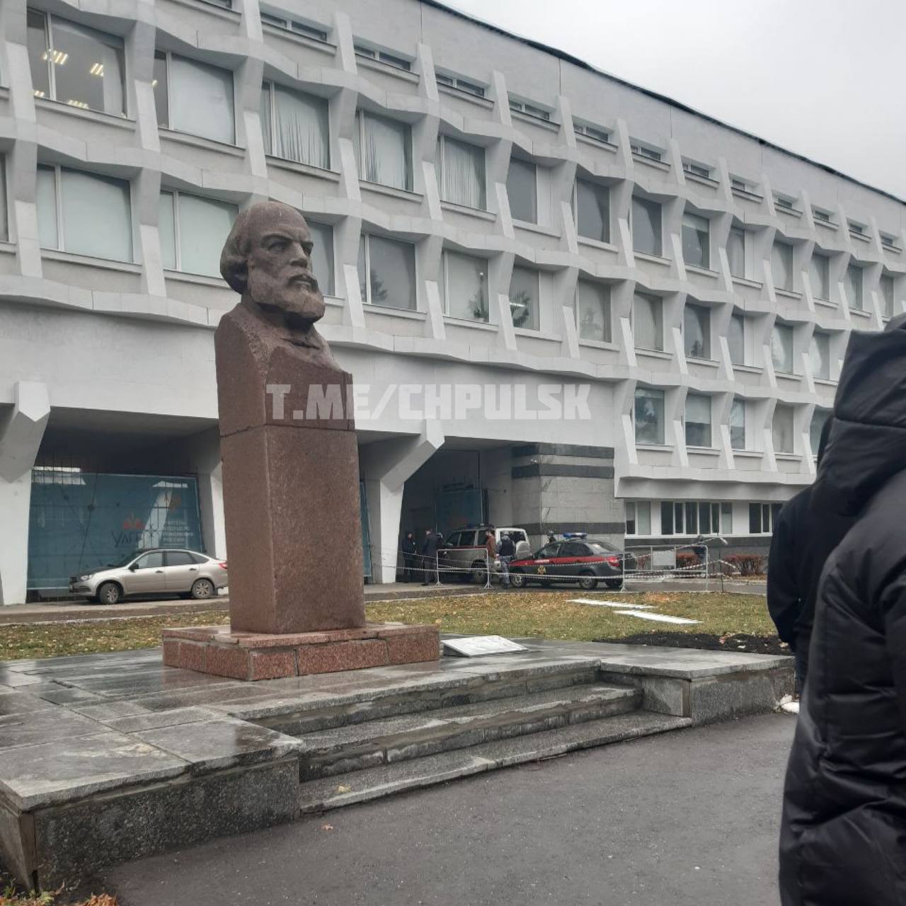 В общежитиях и учебных корпусах УлГПУ проведена эвакуация