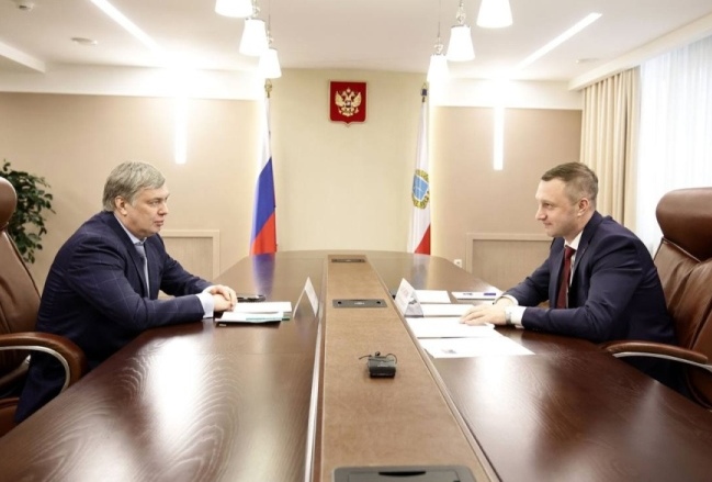 30 марта главы Ульяновской и Саратовской областей обсудили перспективные направления сотрудничества