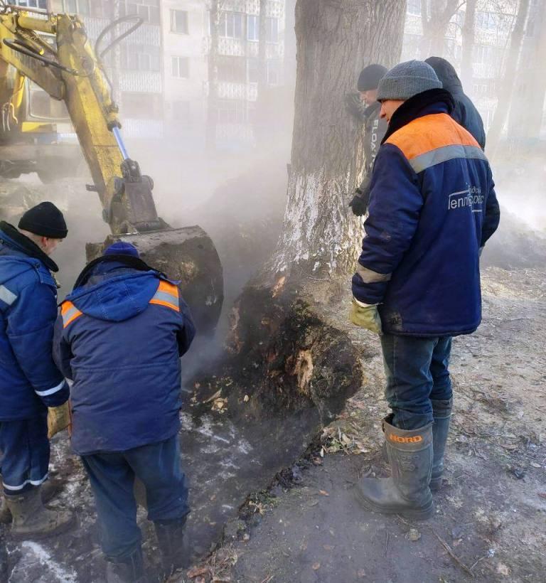 В Засвияжье из-за порыва в 13 домов и 3 соцучреждения ограничили ГВС