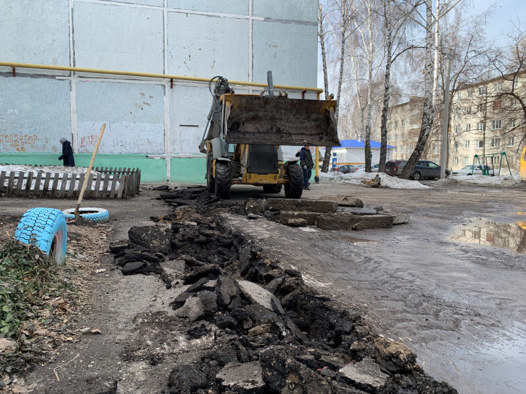 В Ульяновске приступили к благоустройству дворов по нацпроекту