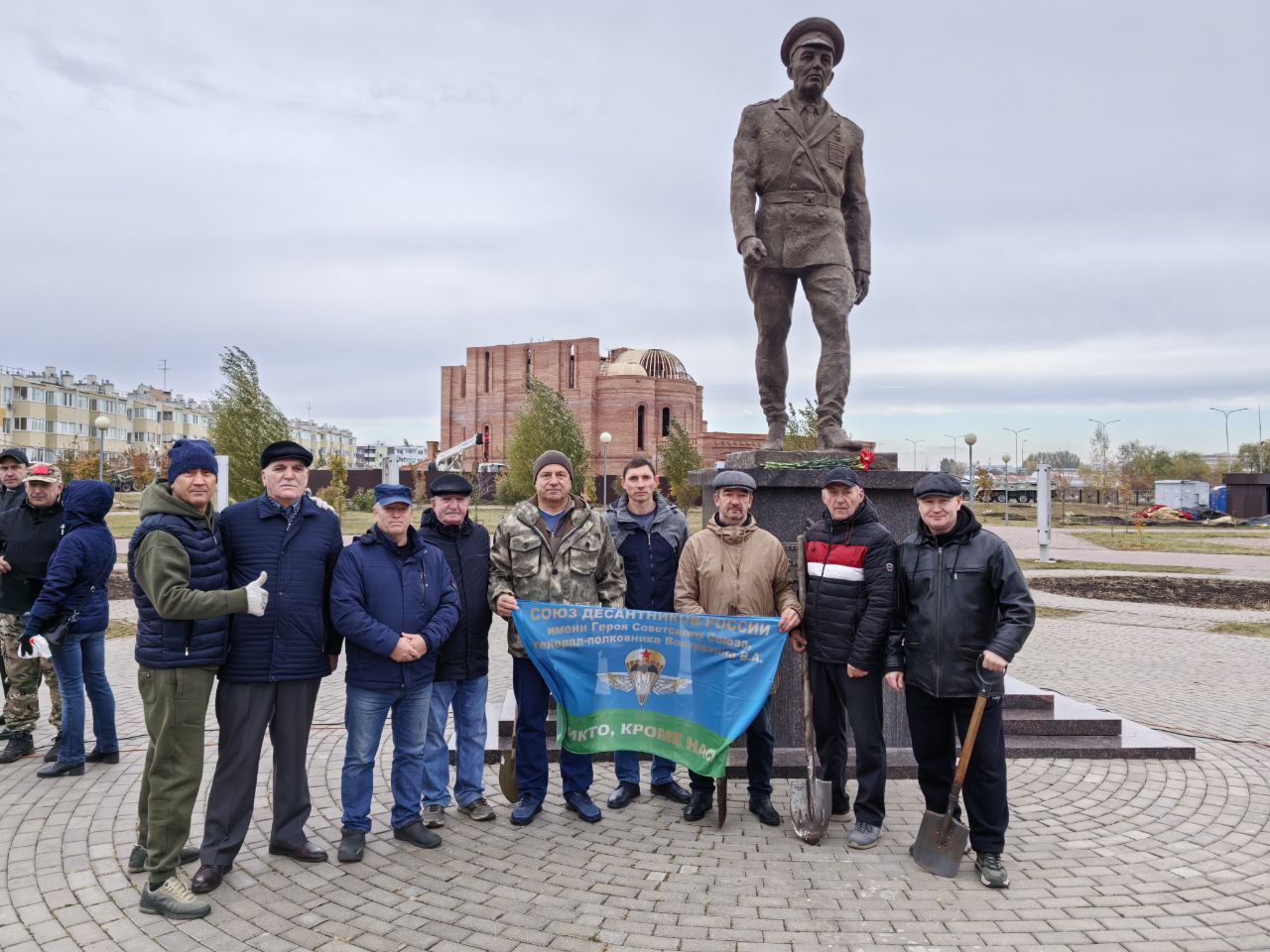 В парке имени Маргелова заложили аллею в память об военнослужащих