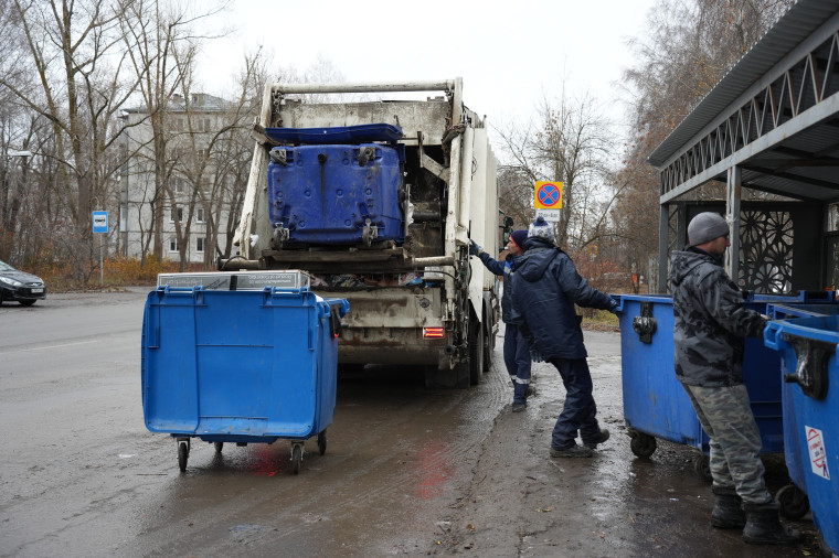 В Ульяновске следят за состоянием контейнерных площадок